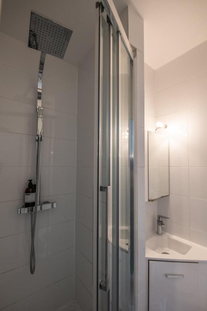 Le Gary - Appartement Atypique Refait A Neuf - A Deux Pas Parc Tete D'Or ลียง ภายนอก รูปภาพ